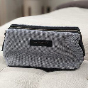 WANT Les Essentiels Kenyatta Dopp Kit